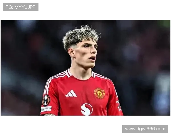 加纳乔:曼联青训冠军成员的生涯起点解析 加纳乔:曼联青训冠军成员的生涯起点解析